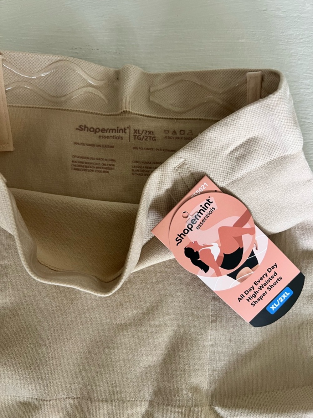 NWT: Shapermint Essentials High-Waist Shaper Shorts in Beige women’s XL/2XL - Picture 2 of 4